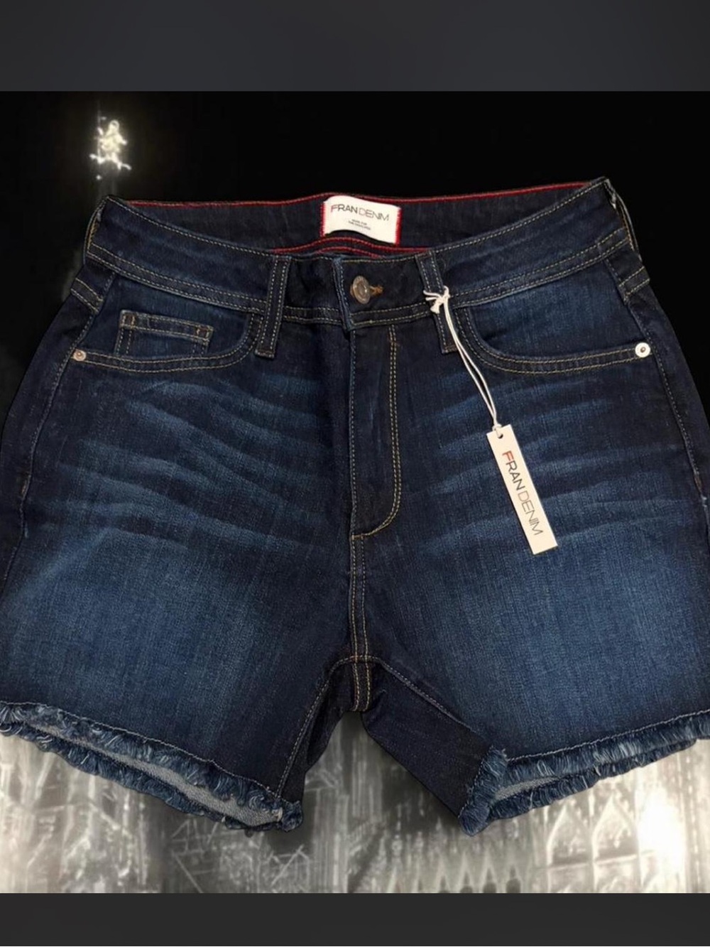 NWT Fran Denim "Lauren" Athletic Fit Shorts Size 26